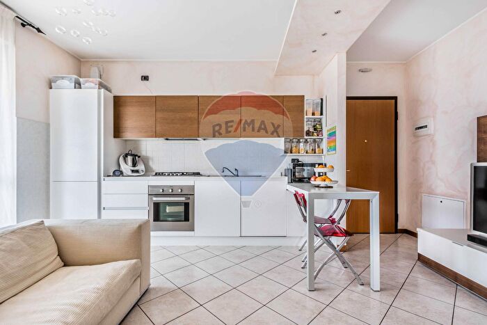 Appartamento trilocale in vendita in Piermarini, Busto Arsizio