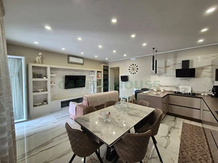 Casa quadrilocale in vendita in Via Cappella, San Gennaro Vesuviano