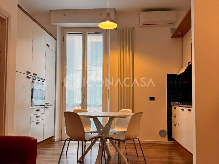 Appartamento trilocale in affitto in Via Caposile, Martini Insubria, Milano