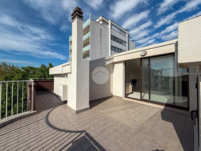 Appartamento quadrilocale in vendita in Via Cesare Battisti, Misano Adriatico