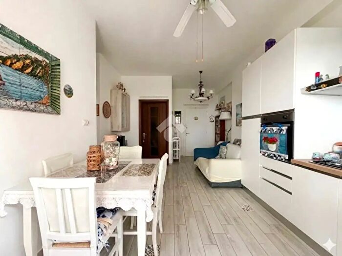 Appartamento bilocale in vendita in Via America, Termoli