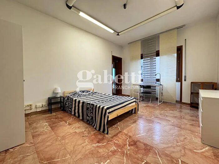 Appartamento monolocale in affitto in Via Pian dei Carpini, Firenze
