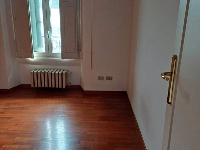 Appartamento trilocale in affitto in Via Plinio, Morgagni, Milano