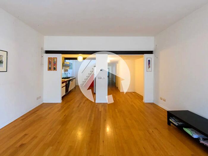 Appartamento con 6 locali in vendita in Via Navona, Reggio Emilia