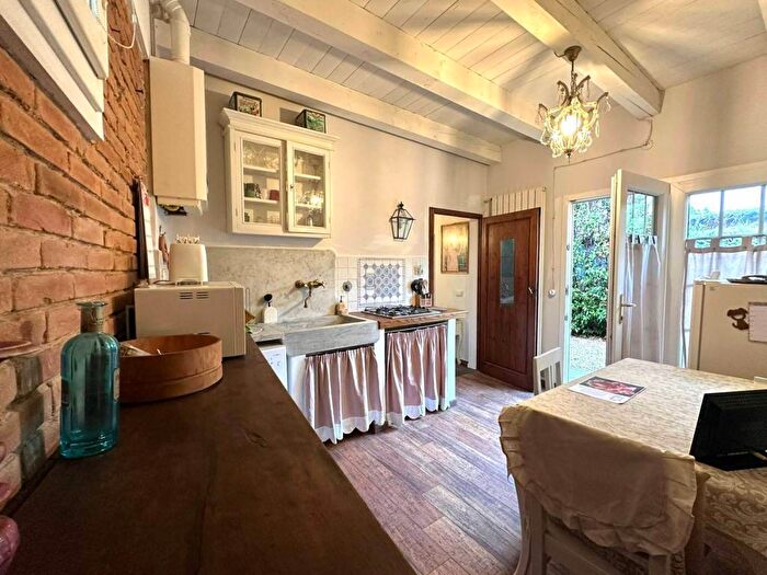 Appartamento trilocale in affitto in Via Carrara, Argingrosso, Firenze