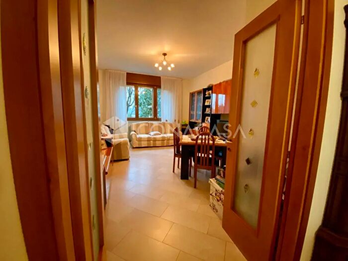 Appartamento quadrilocale in vendita in Via di Corticella, Bologna