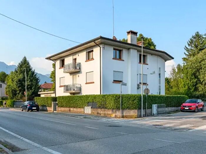 Appartamento con 6 locali in vendita in Via Cumana, Mussolente