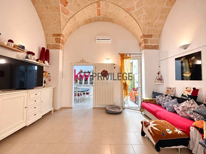 Appartamento quadrilocale in vendita in Via Bari, Centro Storico, Brindisi