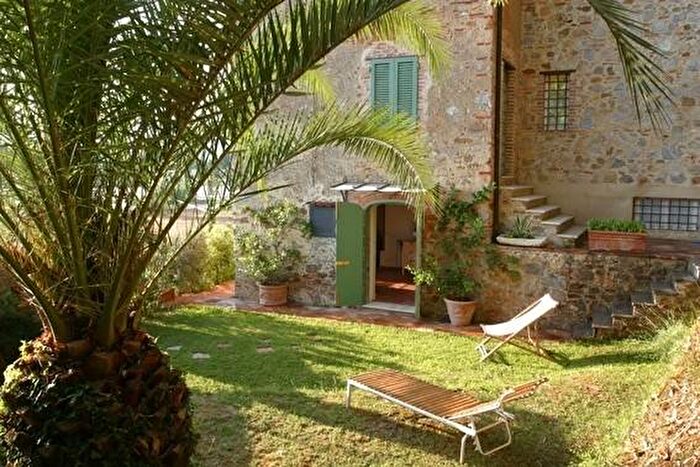 Casa trilocale in affitto in Camaiore Paese, Camaiore