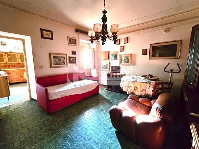 Appartamento trilocale in vendita in Sarzana