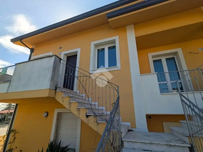 Appartamento quadrilocale in vendita in Via I° Maggio, Coriano