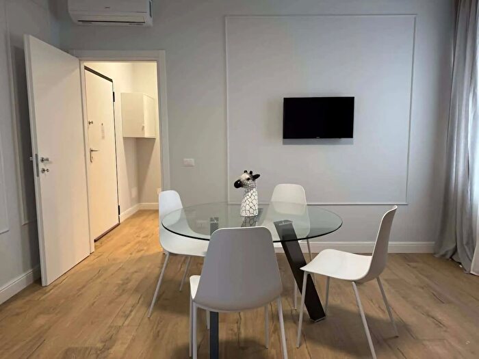 Appartamento monolocale in affitto in Via Valleggio, Como