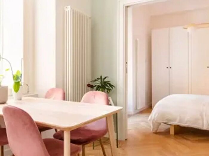 Appartamento bilocale in vendita in Via Giulio E Corrado Venini, Milano