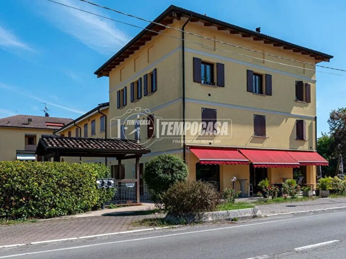 Appartamento quadrilocale in vendita in Ilaria Alpi, Cadelbosco Di Sopra