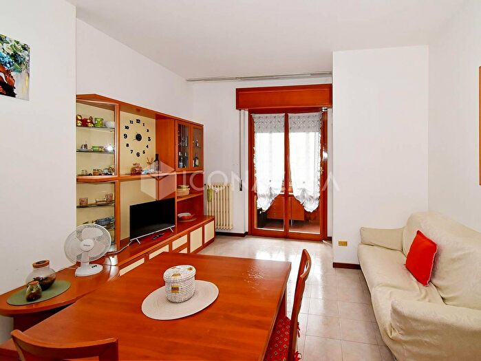 Appartamento trilocale in vendita in Via IV Novembre, Nerviano