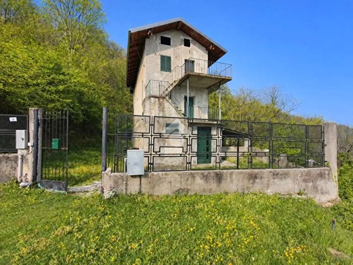 Casa con 7 locali in vendita in Cantone Colma, Curino