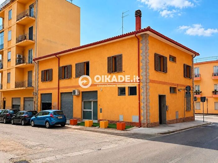 Appartamento quadrilocale in vendita in Via Is Maglias, Cagliari