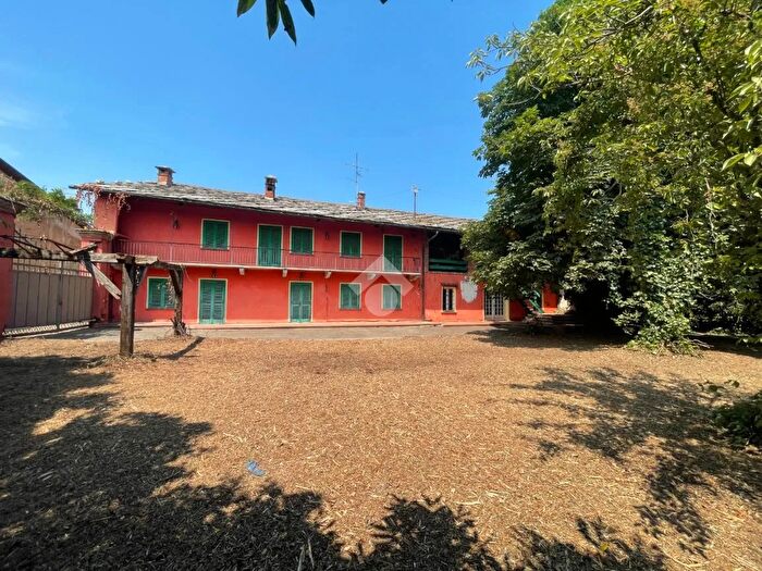 Case in Vendita e in Affitto - 2