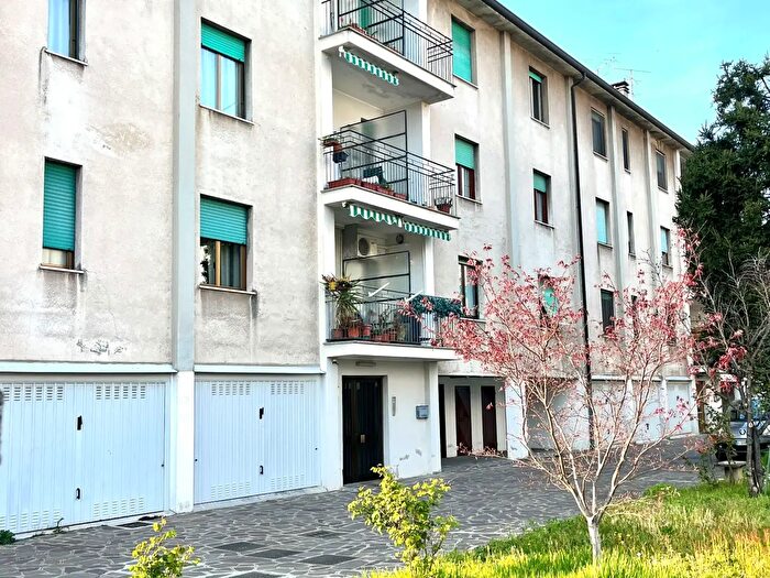 Appartamento quadrilocale in vendita in Via Torino, Limbiate