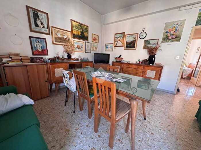 Appartamento trilocale in affitto in Via Pergolesi, Musicisti, Modena
