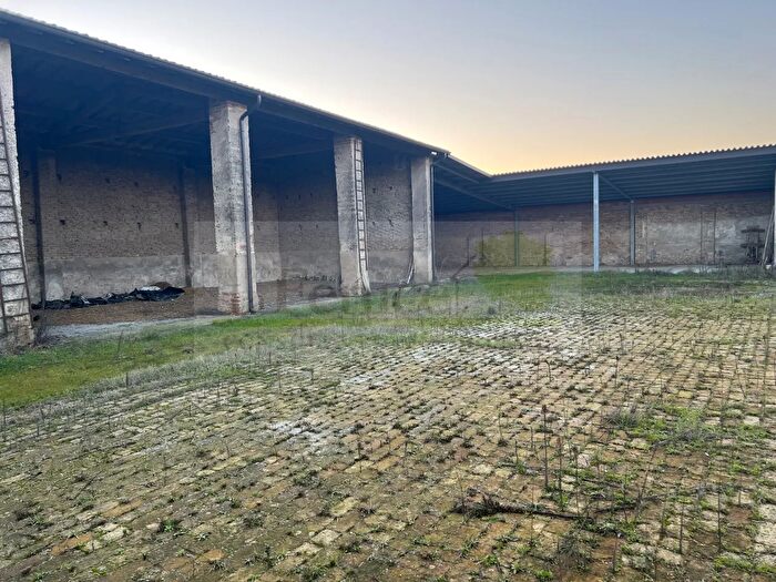 Casa trilocale in vendita in Redondesco