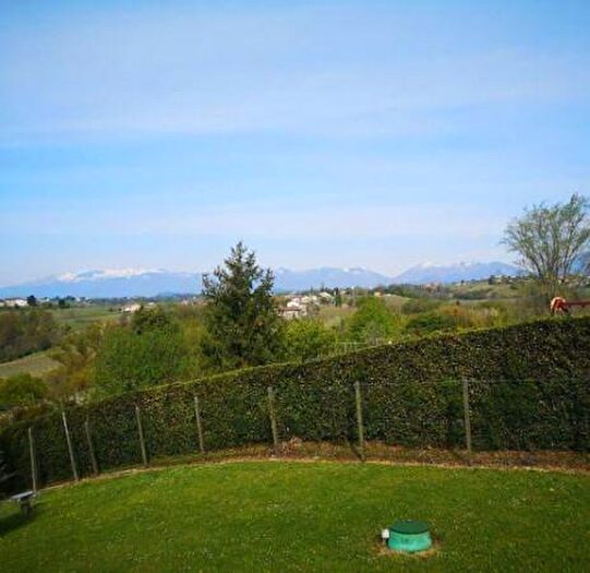 Casa con 6 locali in vendita in Conegliano