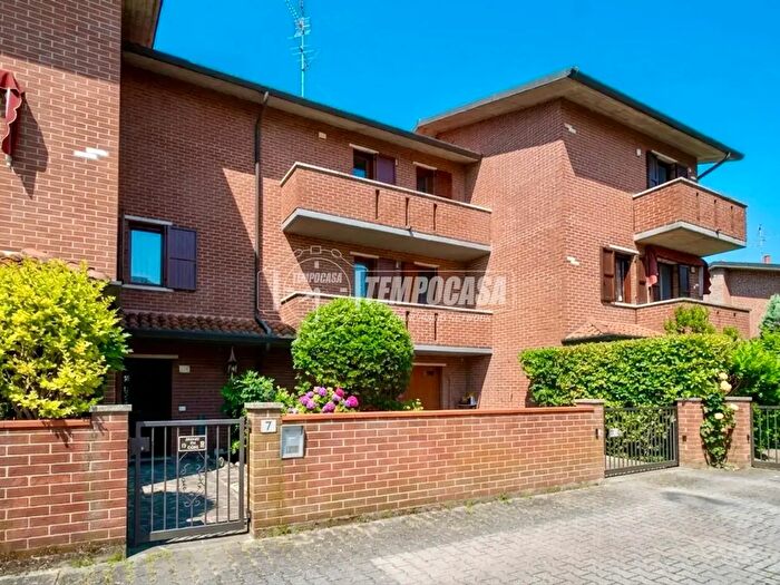 Appartamento con 5 locali in vendita in Via Ghiron Francesco Villa, Ferrara