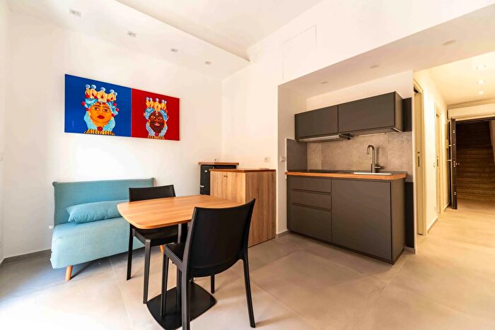 Appartamento bilocale in vendita in Via Antonio Gramsci Cefalu, Cefalu