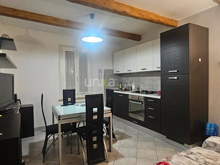 Appartamento trilocale in affitto in Via Roma Snc, Jesi