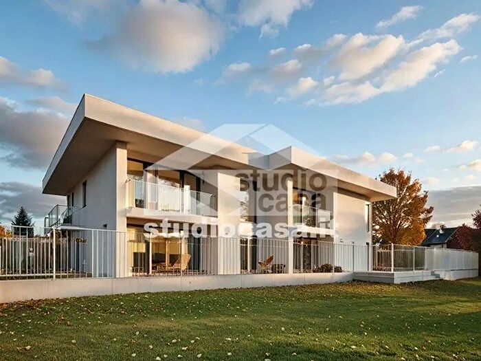 Appartamento trilocale in vendita in Piazza Libertà, Stezzano