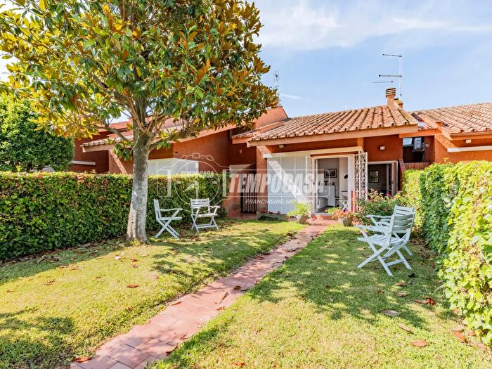 Casa quadrilocale in vendita in Via dei Barracuda, Ladispoli