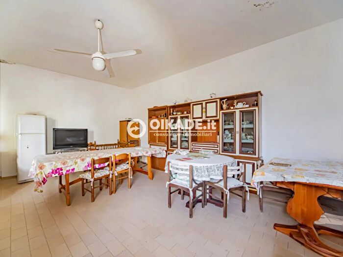 Casa con 6 locali in vendita in Via Roma, Selargius