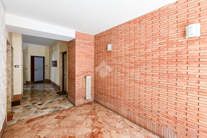 Appartamento trilocale in vendita in Roma