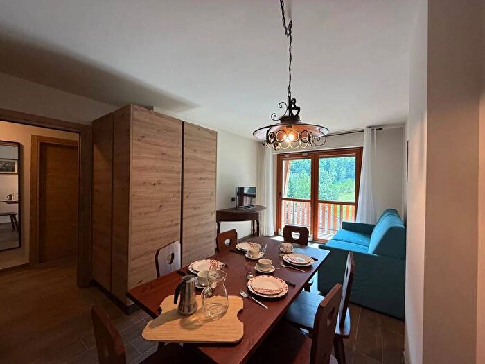 Appartamento trilocale in affitto in Via Val Veny, Centro, Courmayeur