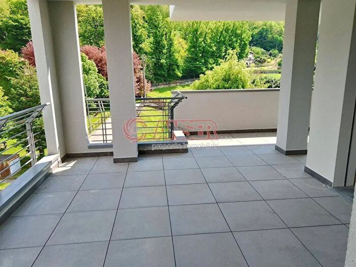 Appartamento quadrilocale in vendita in Via Lazzaretto Oggiono, Oggiono