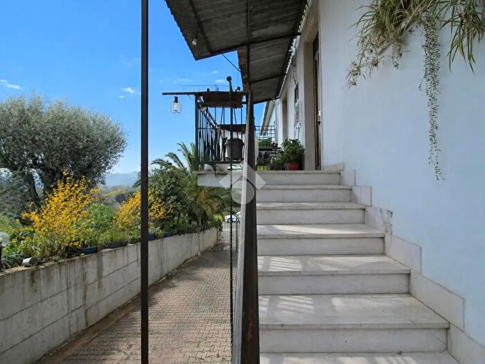 Appartamento trilocale in vendita in Via Nazionale per Teramo, Giulianova