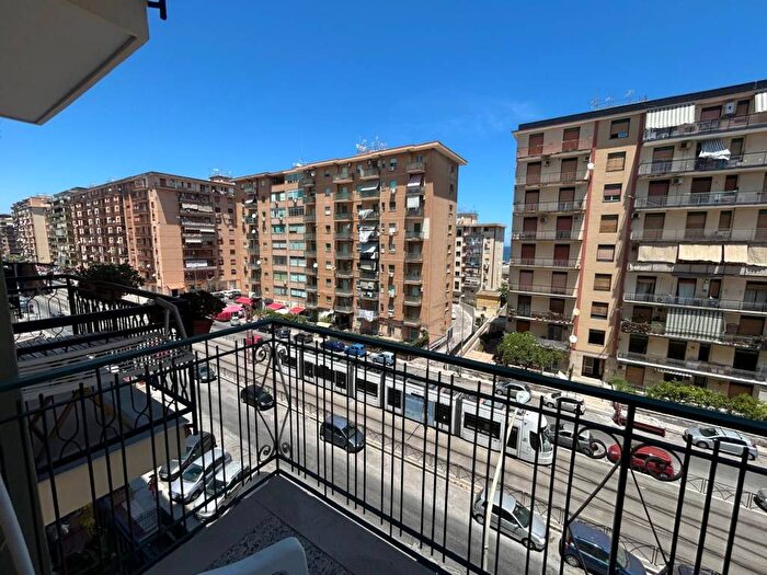 Appartamento quadrilocale in affitto in Sperone, Palermo