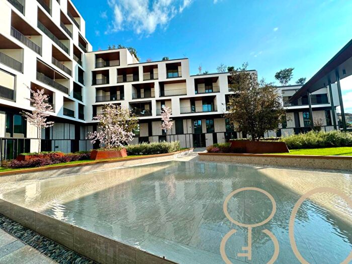 Appartamento trilocale in affitto in Via San Cristoforo, Piazza Napoli, Milano