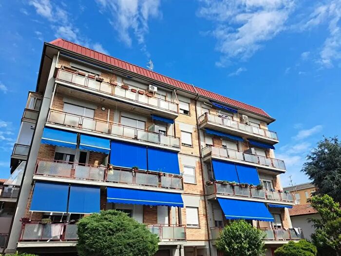Appartamento bilocale in vendita in Via Frignani, Ravenna