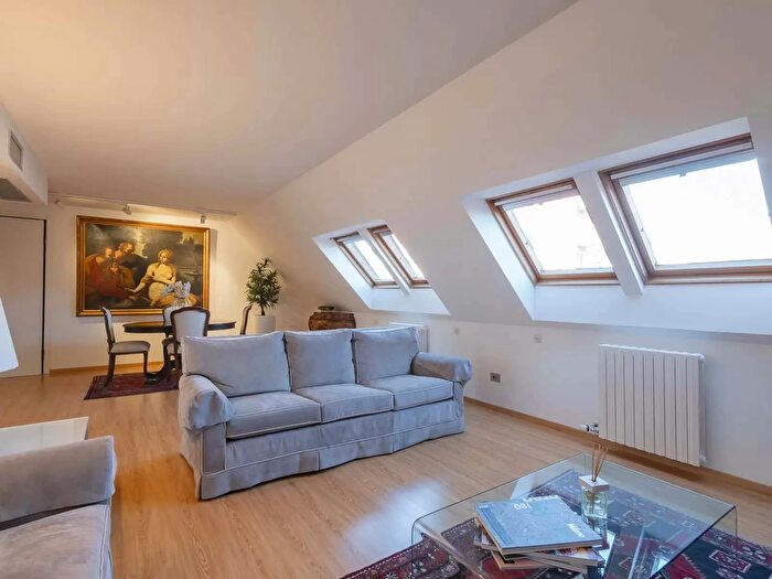 Appartamento in affitto in Via Romeo Frassinetti, Milano