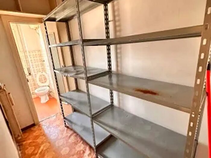 Appartamento con 5 locali in vendita in Via Michelangelo da Caravaggio, Napoli