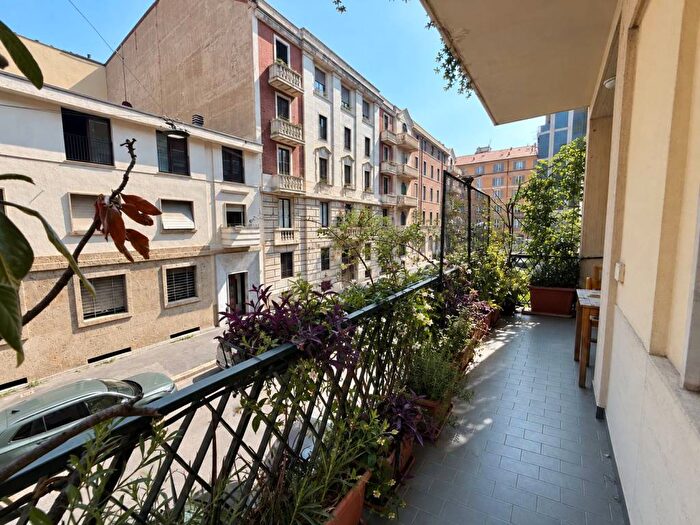 Appartamento quadrilocale in vendita in Via Emilio Motta, Vercelli Wagner, Milano