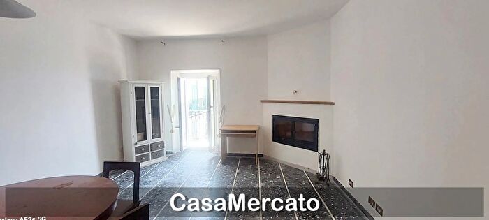 Appartamento bilocale in vendita in Via della Fortezza, Rocca Di Papa