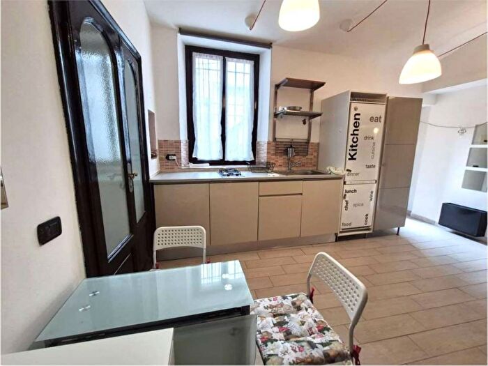 Appartamento monolocale in affitto in via Lecchi, Navigli Darsena, Milano