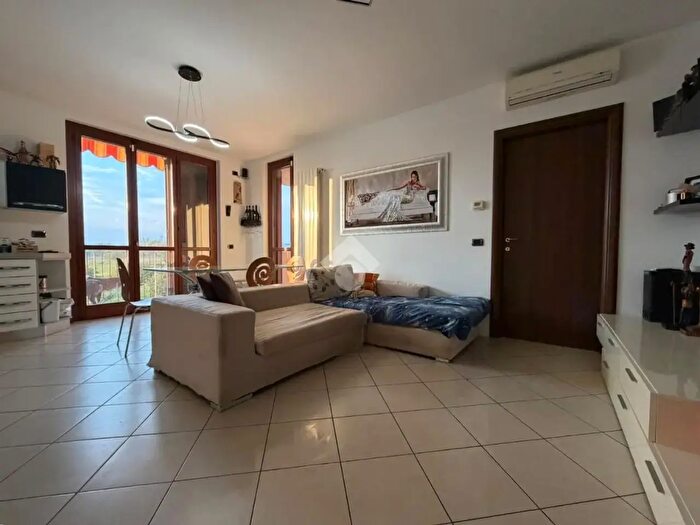 Appartamento bilocale in vendita in Via Conti Aguissola, Truccazzano