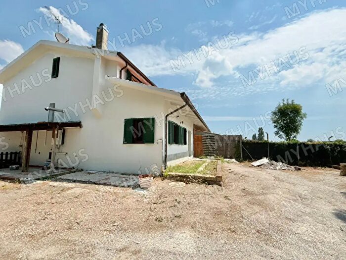 Casa con 7 locali in vendita in Via Cannucceto, Cesenatico