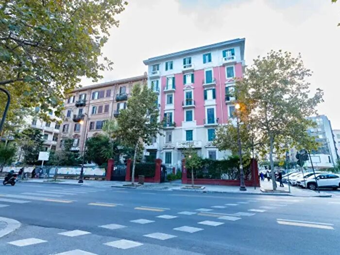 Appartamento con 5 locali in vendita in Via della Libertà, Palermo