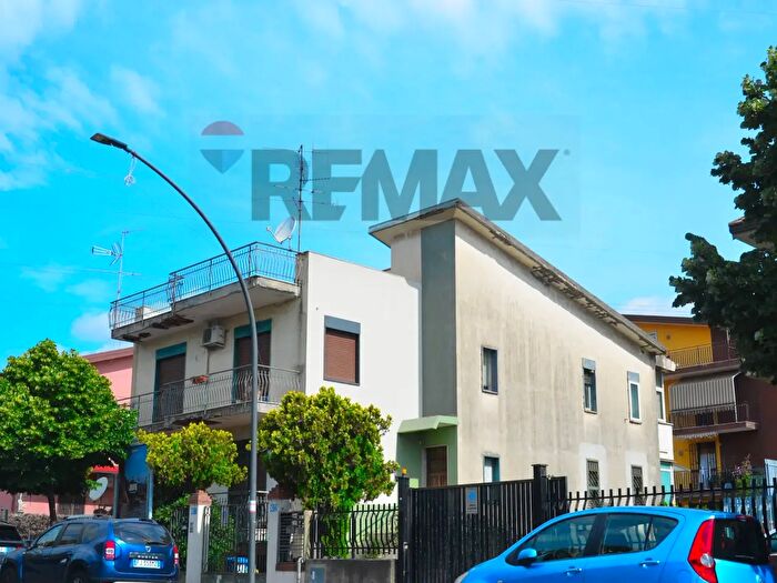 Appartamento con 7 locali in vendita in Via Vincenzo Bellini, Sant'Agata Li Battiati