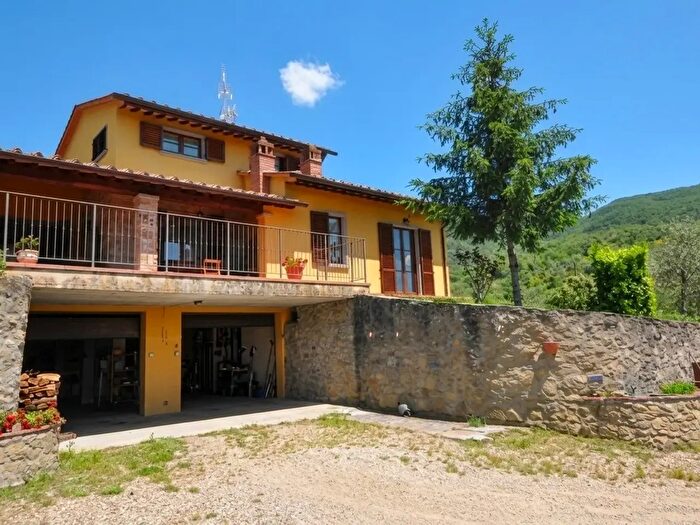 Casa con 7 locali in vendita in San Giustino Valdarno, Loro Ciuffenna
