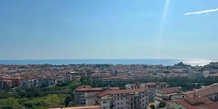 Appartamento bilocale in vendita in Via Dottor Aldo Ordine, Scalea